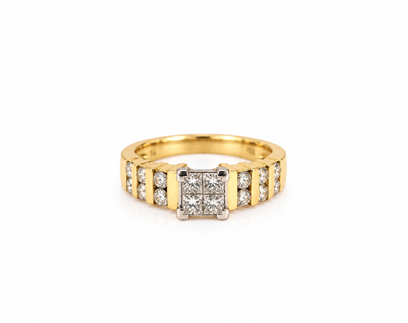 Victoria | 18ct Yellow Gold Princess Cut Diamond Cluster Ring