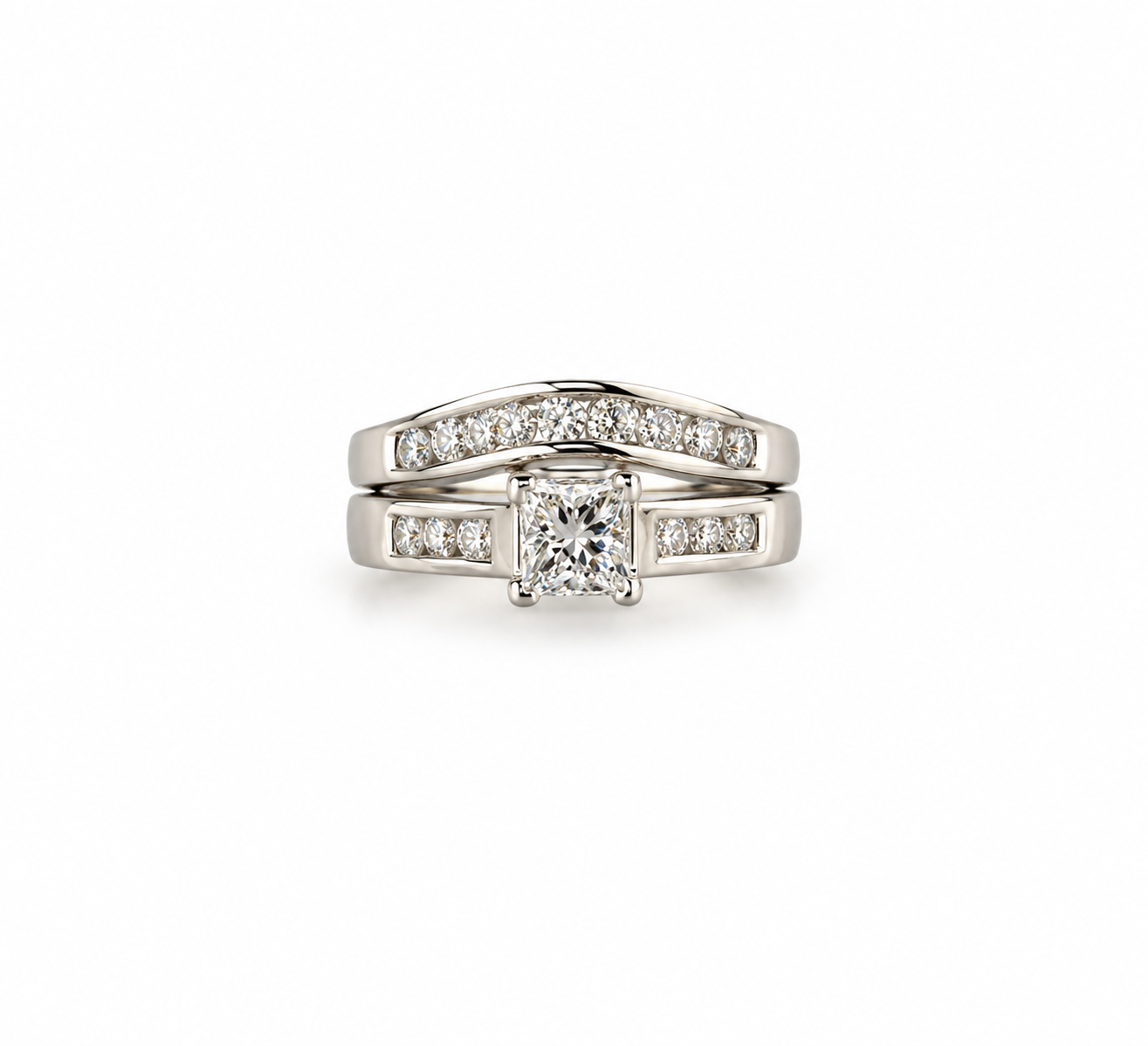 Elara | 18ct White Gold Princess Cut Diamond Bridal Set
