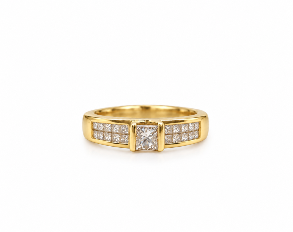 Margot | 18ct Yellow Gold Princess Cut Diamond Ring