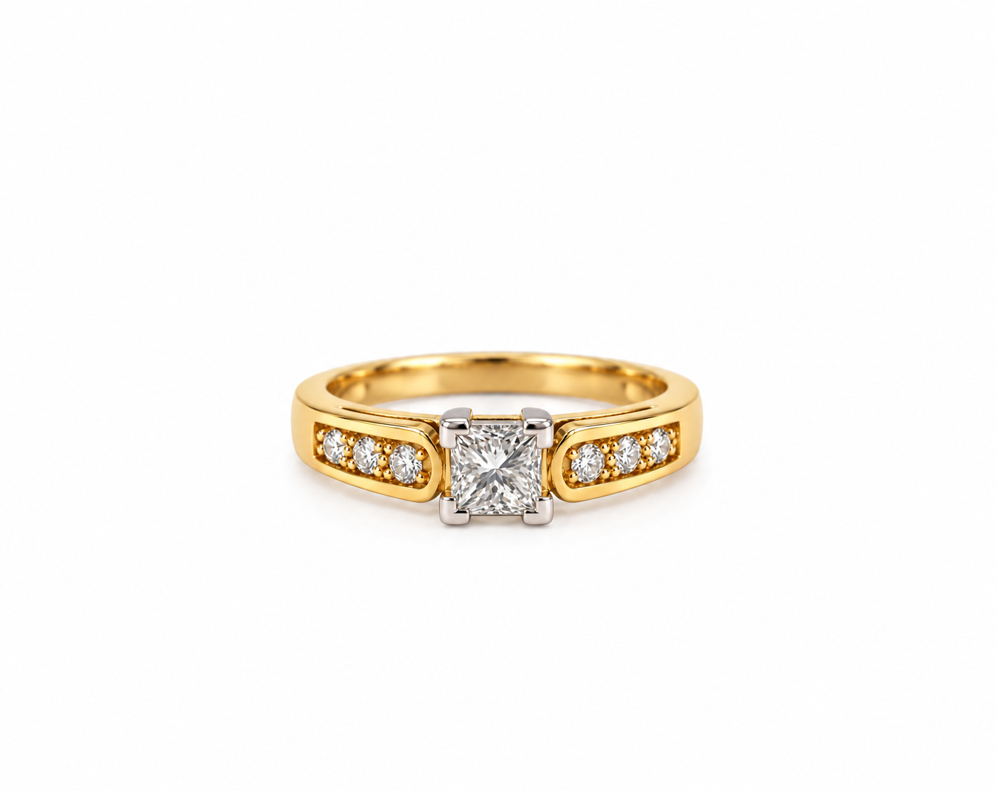 Juliette | 18ct Yellow Gold Princess Cut Diamond Ring